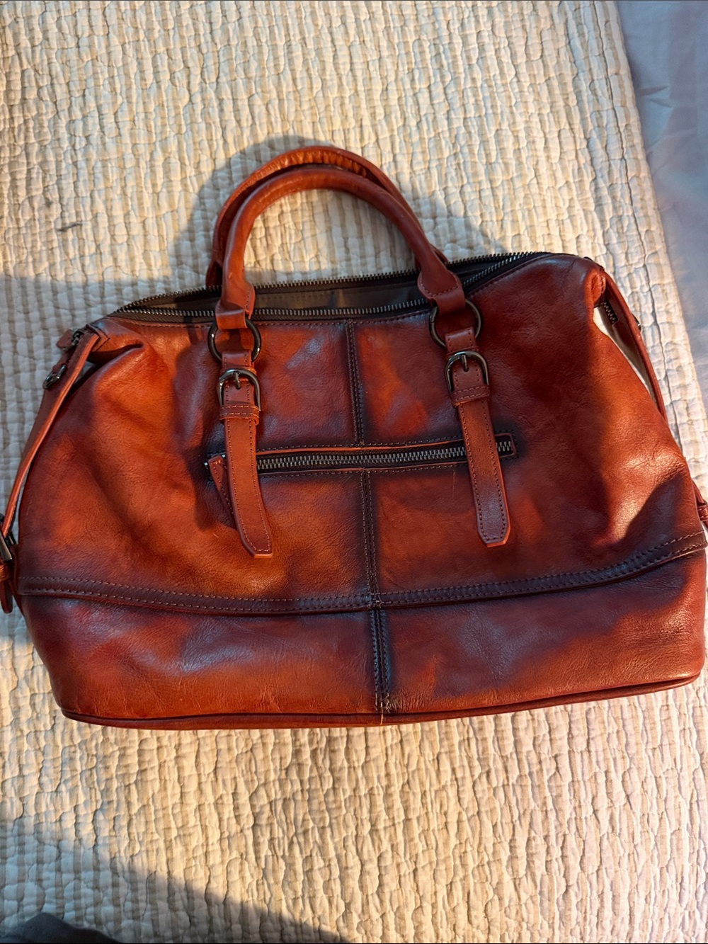 Women's Leather Shoulder Bag in Rich Cognac
